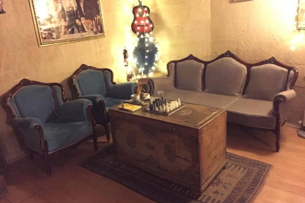 Helios Cave Hotel